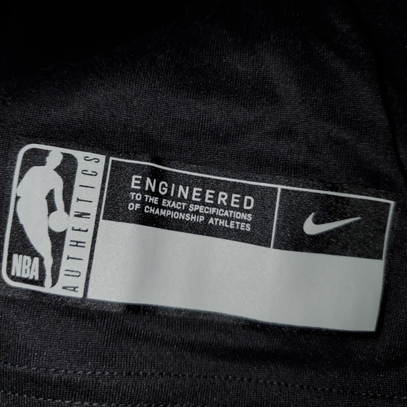 Nike Chicago Bulls LongSleeve - Picture 3 of 7